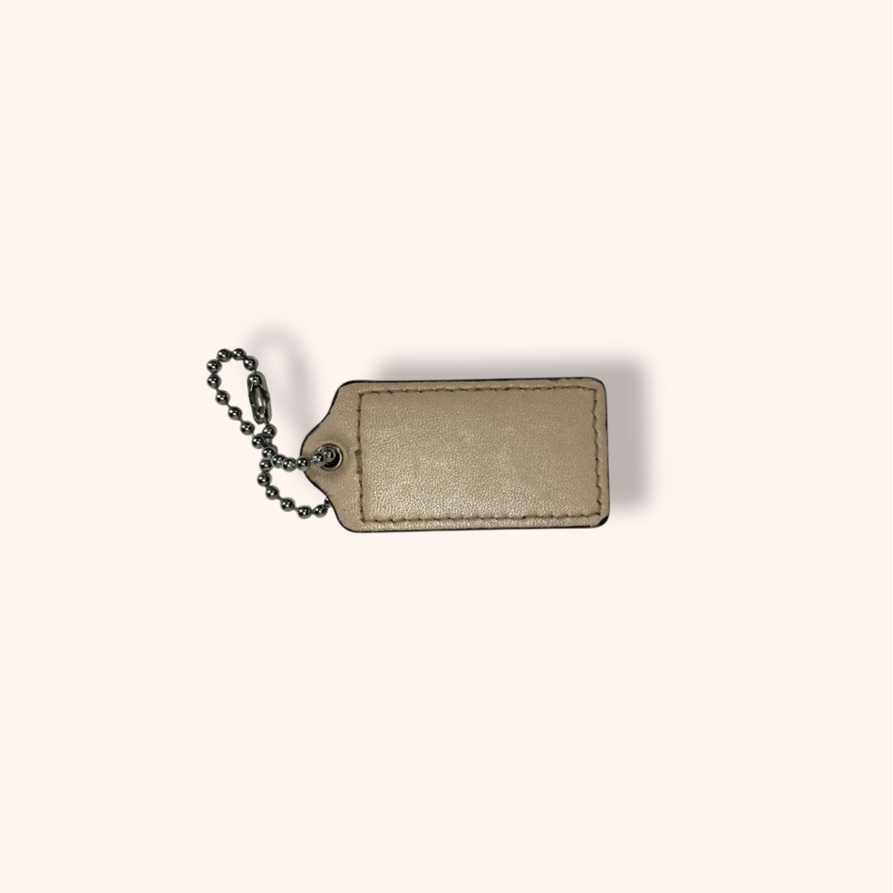 COACH Ivory, Cream Pearl Hang Tag, Silver Ball Chain - Picture 2 of 3